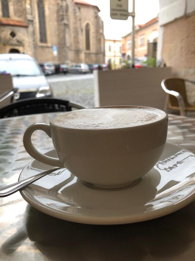 Café-café Appartamento Jičín